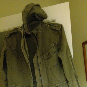 Talula mid lenght cotton green jacket.  Size S.